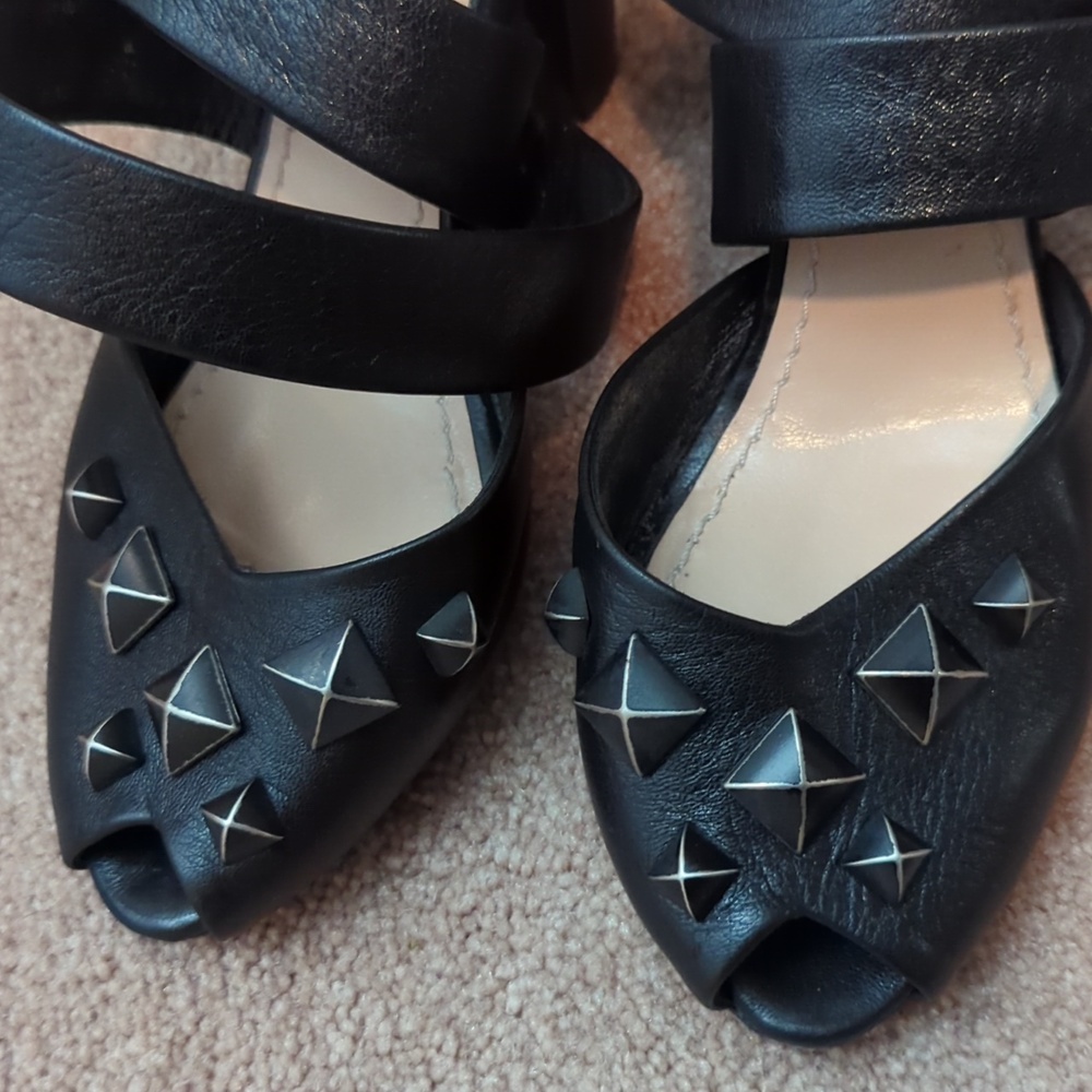 Marc Jacobs Peep Toe Leather Heels Size 8.5-9 USA or 39 EU - Picture 6 of 11